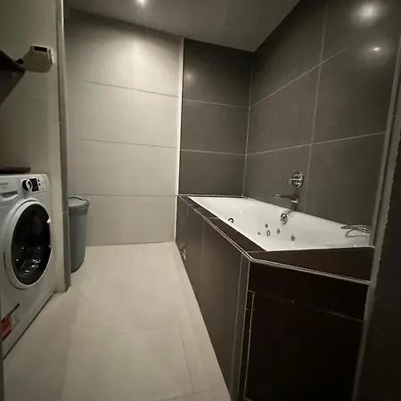 Les Champs Elysees-125M2 Modern And Spacious Parigi Esterno foto
